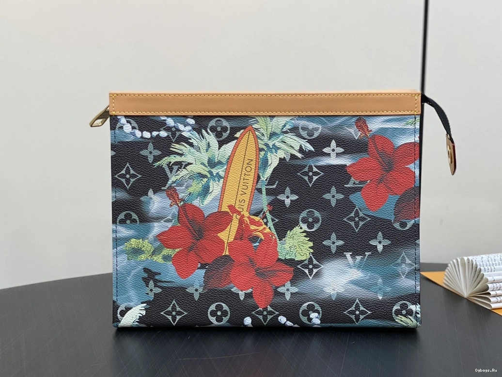 VOYAGE-27*21*6CM POCHETTE VUITTON LOUIS 0422